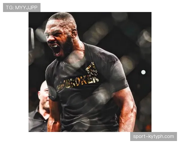 乔恩·琼斯训练完直接去吃五块牛排，这自律和胃口到底哪个是真的？