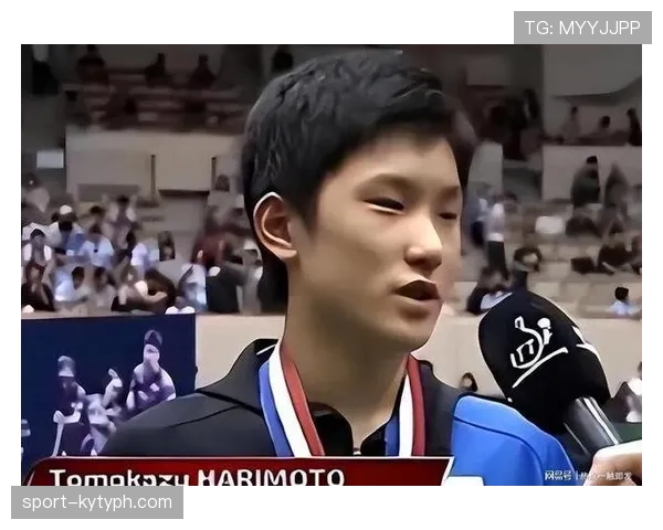 张本智和家的冰箱里居然只放蛋白粉和冰水？