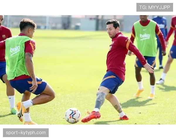 梅西家冰箱里塞满能量饮料，训练完直接对瓶吹？